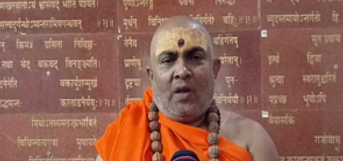 राहुल गांधी का हिन्दू विरोधी चेहरा बेनकाब हुआ : जितेन्द्रानंद सरस्वती